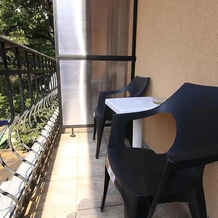 Guest Nexus Apartment Sofia