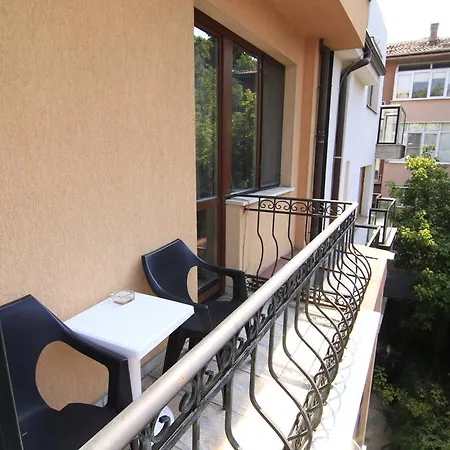 Guest Nexus Apartment