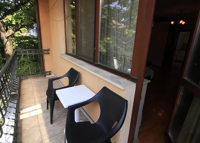 Апартамент Guest Nexus София